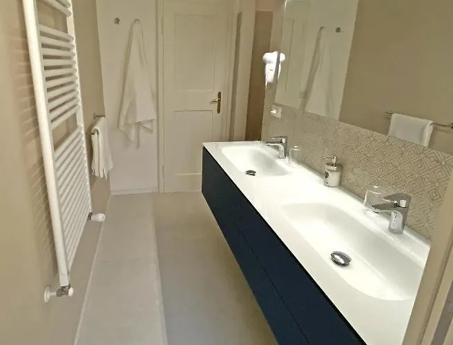 בית הארחה Residenza Del Duse 3*